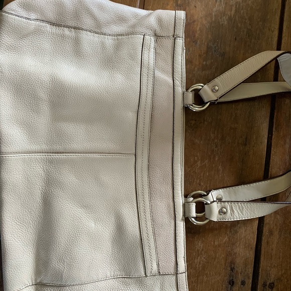 Coach Handbag - Picture 2 of 4